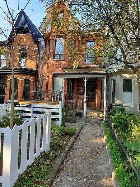3 bed, 1100 sqft, $3,000 — Photo 1