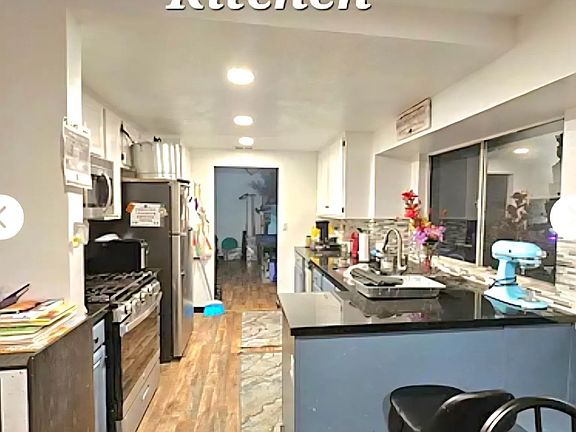 3rd image of 23752 Sierra Oak Dr