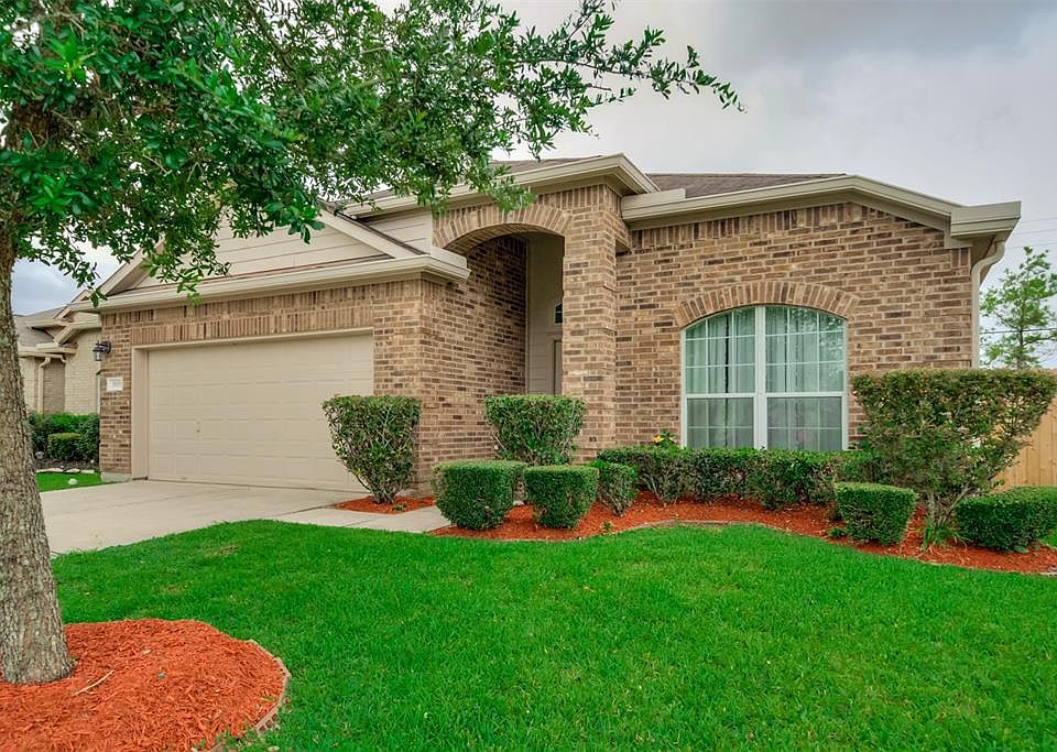 1st image of 3113 Lone Trail Dr S