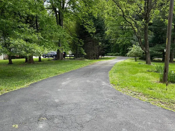 6107 Colchester Rd, Fairfax, VA 22030