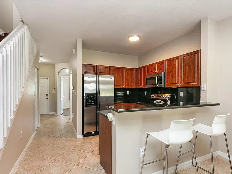 4408 Woodland Cir — Photo 4