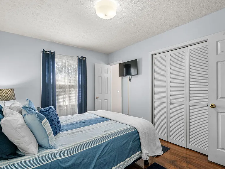 119 Misty Pine Dr — Photo 32