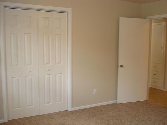 5th image of 6111 Lynnhaven Dr