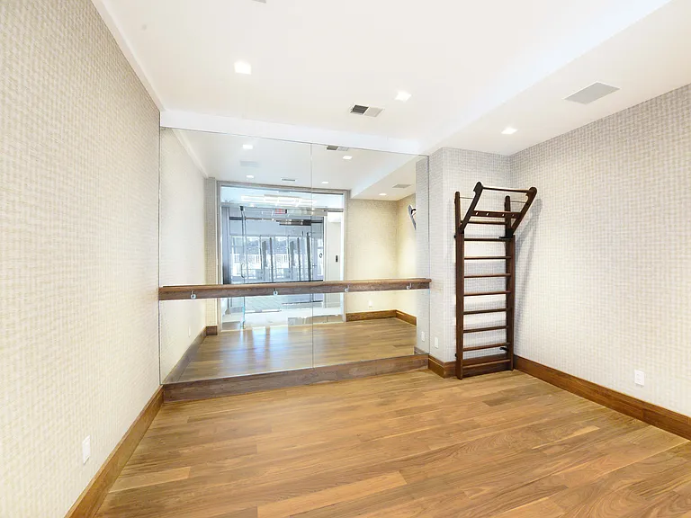 220 E 65th St #18H — Photo 12