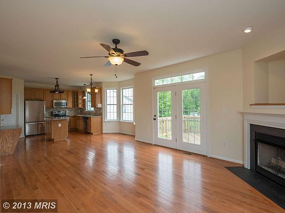 5th image of 10420 Woodlake Ct