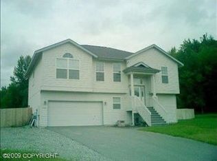 1105 E Hidden Ranch Cir, Palmer, AK 99645