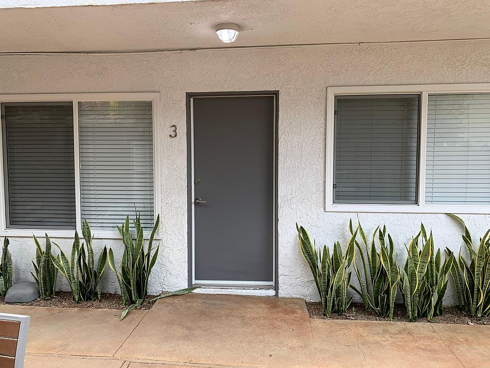 2nd image of 3117 E 6th St APT 3