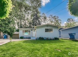 6950 24th Ave SW, Seattle, WA 98106