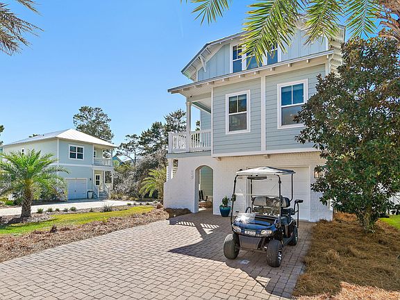 3rd image of 370 Grande Pointe Cir