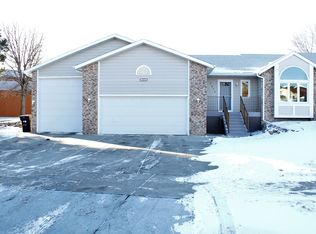 3476 Montreal St, Bismarck, ND 58503