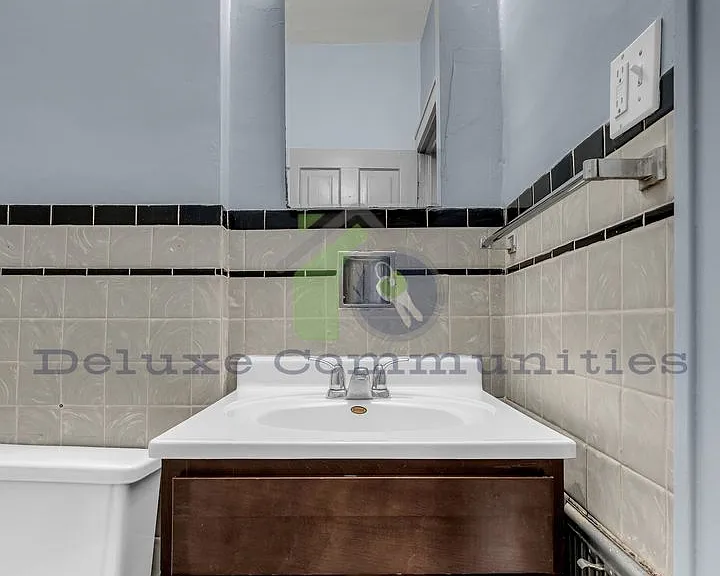 745 Jackson St NW — Photo 19