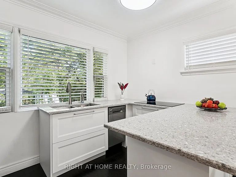 105 Glenridge Ave — Photo 41