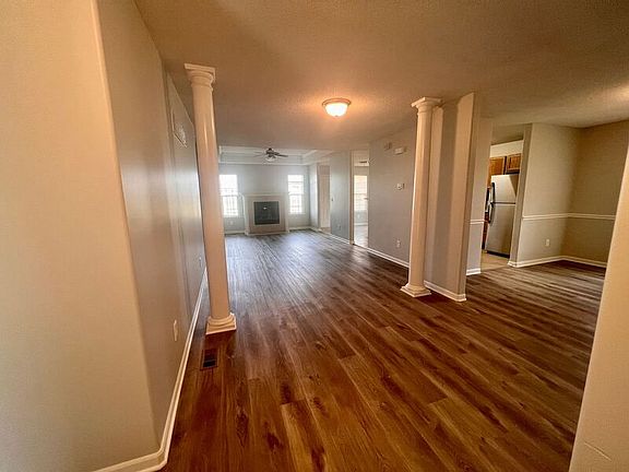 3rd image of 4217 Highland Ave