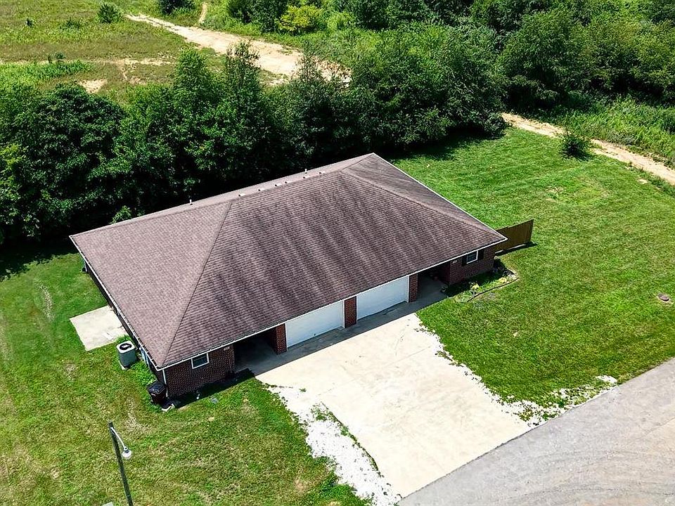1st image of 133 Wood Ln