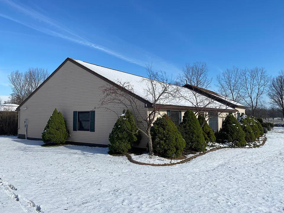 2413 Fayette Varick Townline Rd