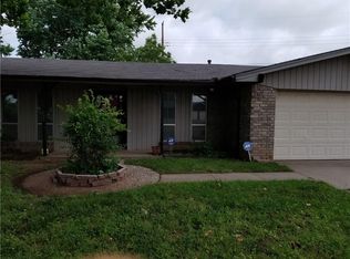3245 N Shannon Ave, Bethany, OK 73008