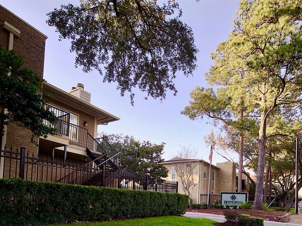 1st image of 728 Bering Dr #16