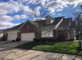 13265 Barrett Chase Cir, Ballwin, MO 63021