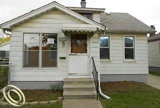 1st image of 1858 Euclid St