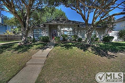 1st image of 3837 Parkmont Dr
