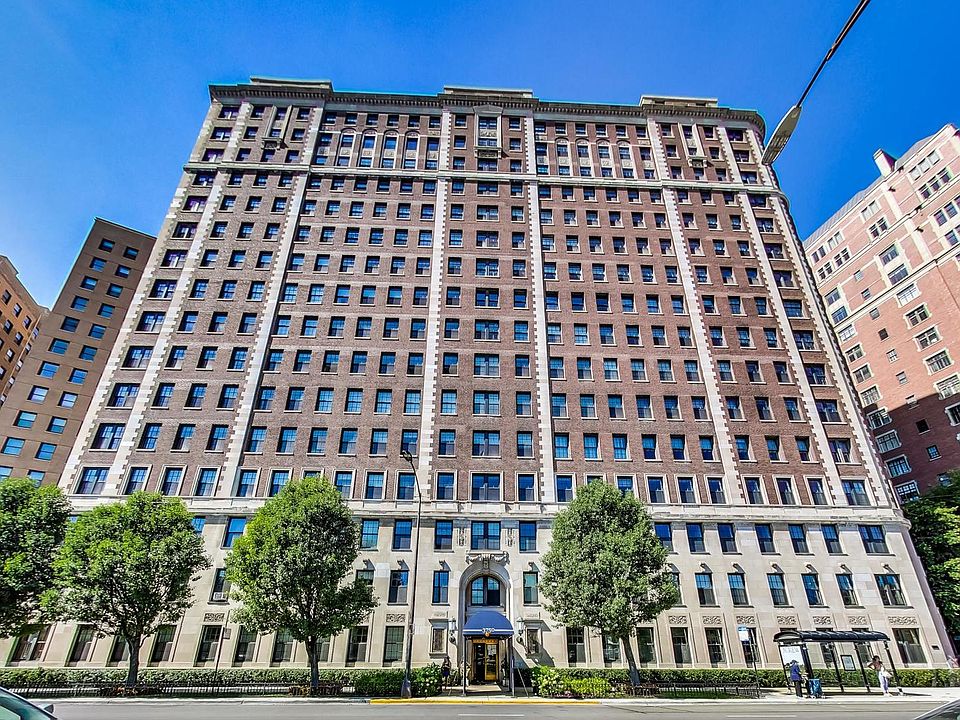 1st image of 3750 N Lake Shore Dr APT 7D