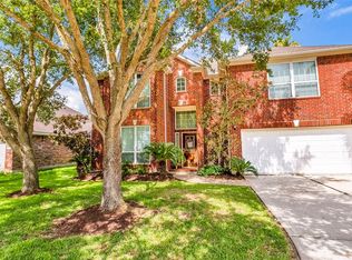 3302 Lakeway Ln, Pearland, TX 77584