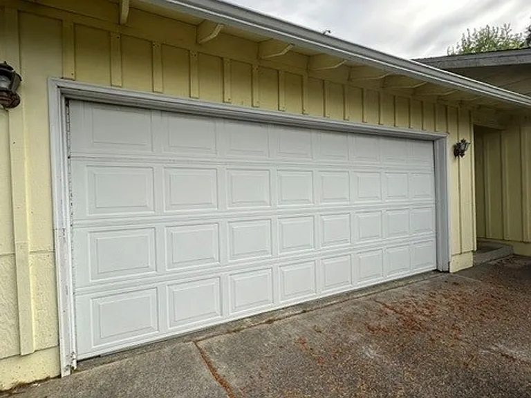 805 Cameo Ct — Photo 3