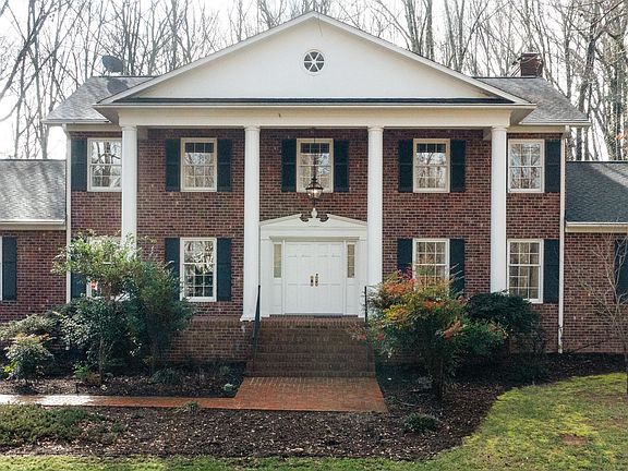2nd image of 23 Rocky Creek Ln