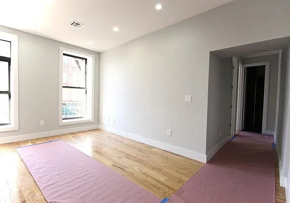 Rented by Miron Realty Group | media 15