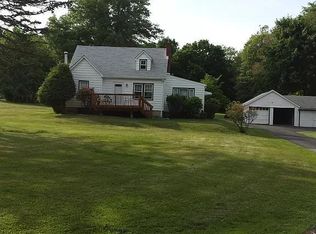 24 Hilltop Rd, Succasunna, NJ 07876