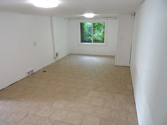 Basement REC ROOM