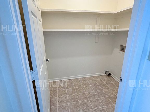 4th image of 107 Ray Cir Unit A