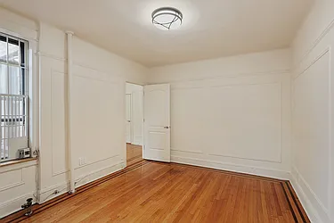49 Willow Street