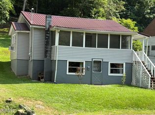 30 Albemarle St E, Big Stone Gap, VA 24219