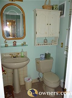 3rd image of 785 Sutton Pl