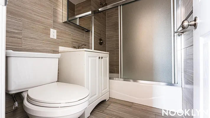 Rented by Nooklyn NYC LLC | media 17