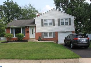 1307 Green Rd, Roslyn, PA 19001