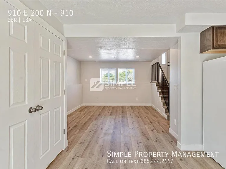 910 E 200 N #910 — Photo 12