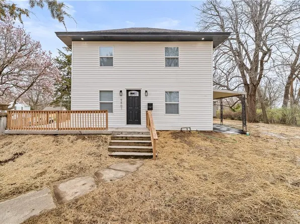 9519 E Truman Rd, Independence, MO 64052