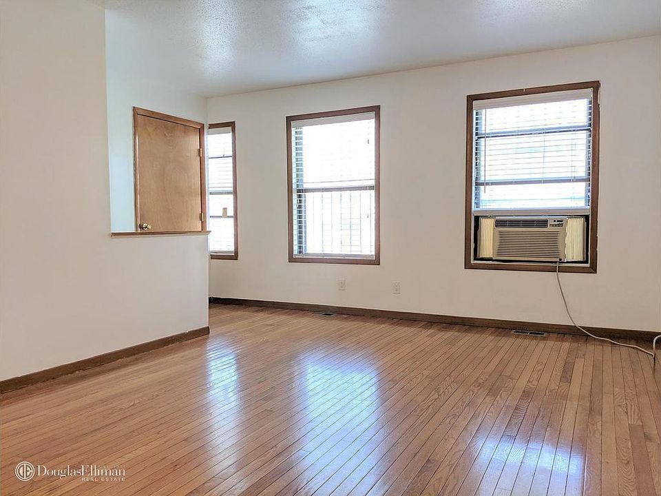 1st image of 816 Willoughby Ave #2