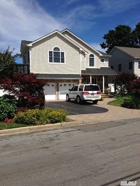 2nd image of 7 Milne Pl
