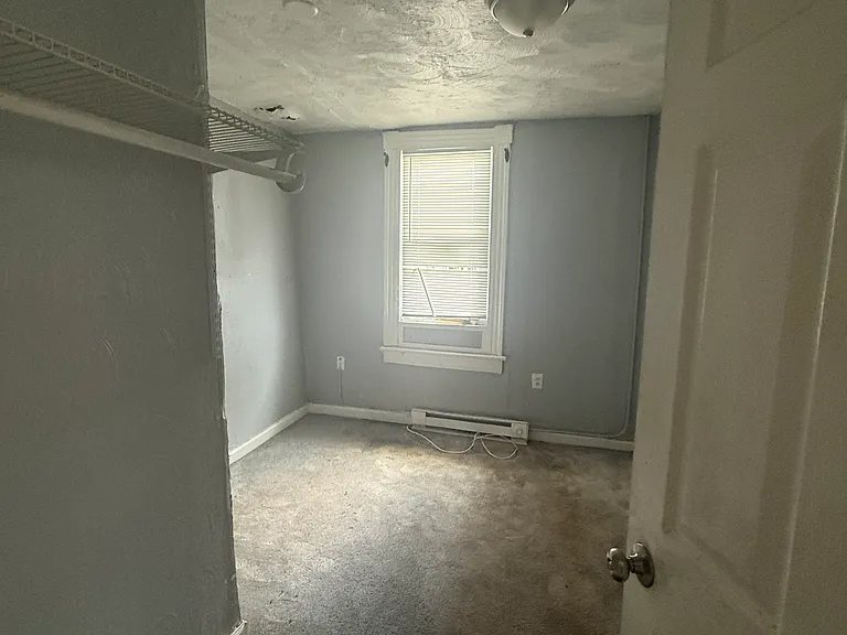 655 Ivy Ave — Photo 3