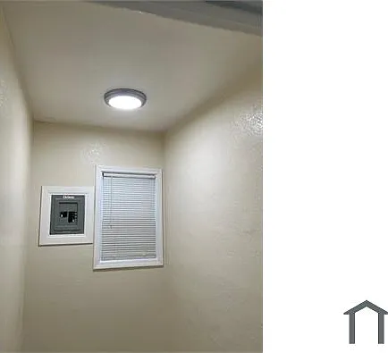1504 W Florence Ave #7 — Photo 6
