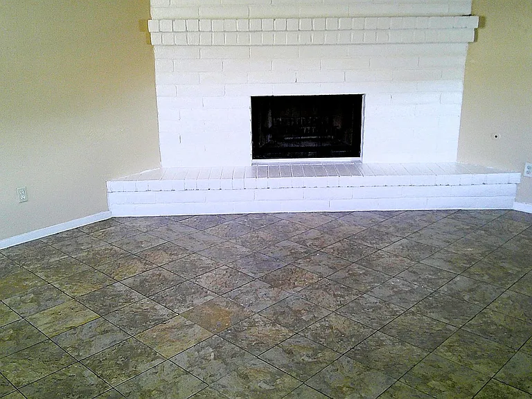 3022 E Glen Dr #A — Photo 4