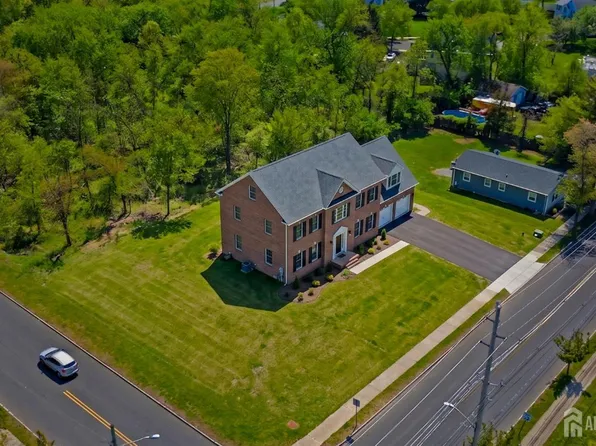 631 Park Ave, Piscataway, NJ 08854