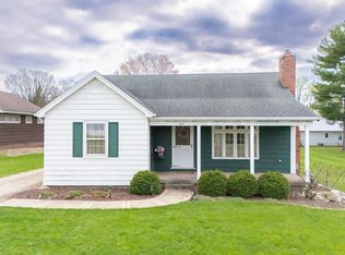 208 W Missouri St, Spring Bay, IL 61611
