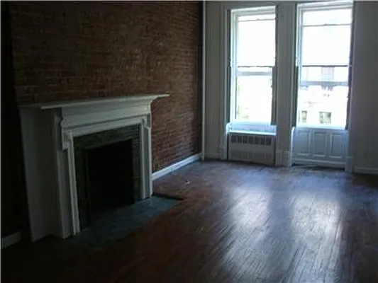 Rented by Luxor Homes & Investment Realty | media 25