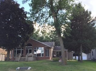 176 Dam Rd, Arnolds Park, IA 51331