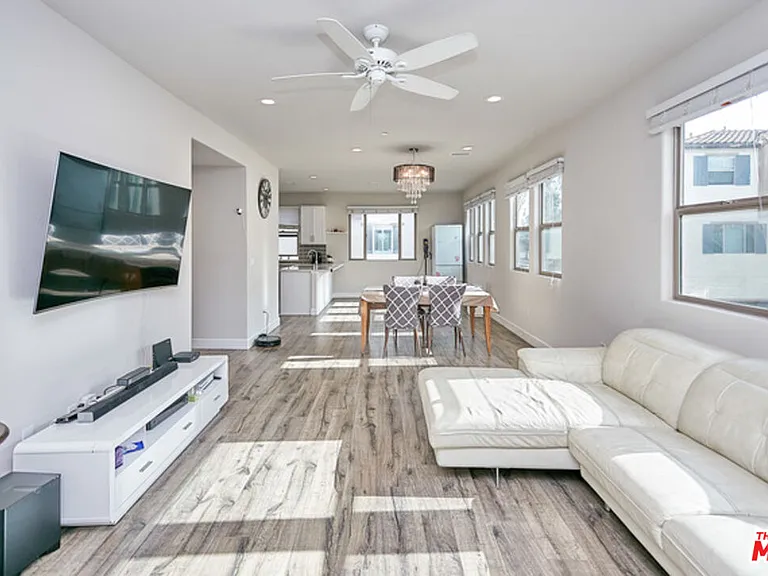 9831 Alburtis Ave #37 — Photo 17