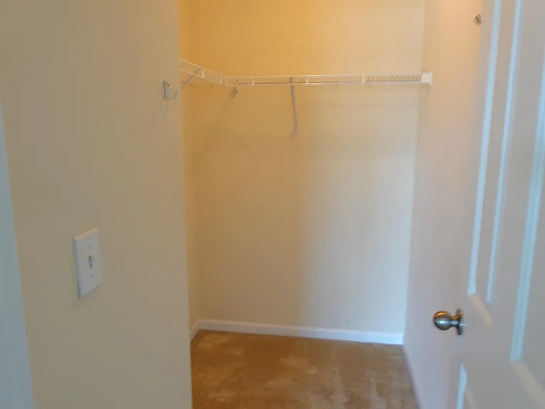 202 Elise Dr #1 — Photo 27